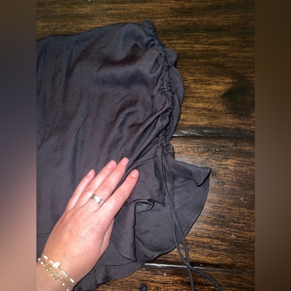 Isabelle’s Cabinet Ruffle Black Mini Skirt - size S - Picture 3 of 4